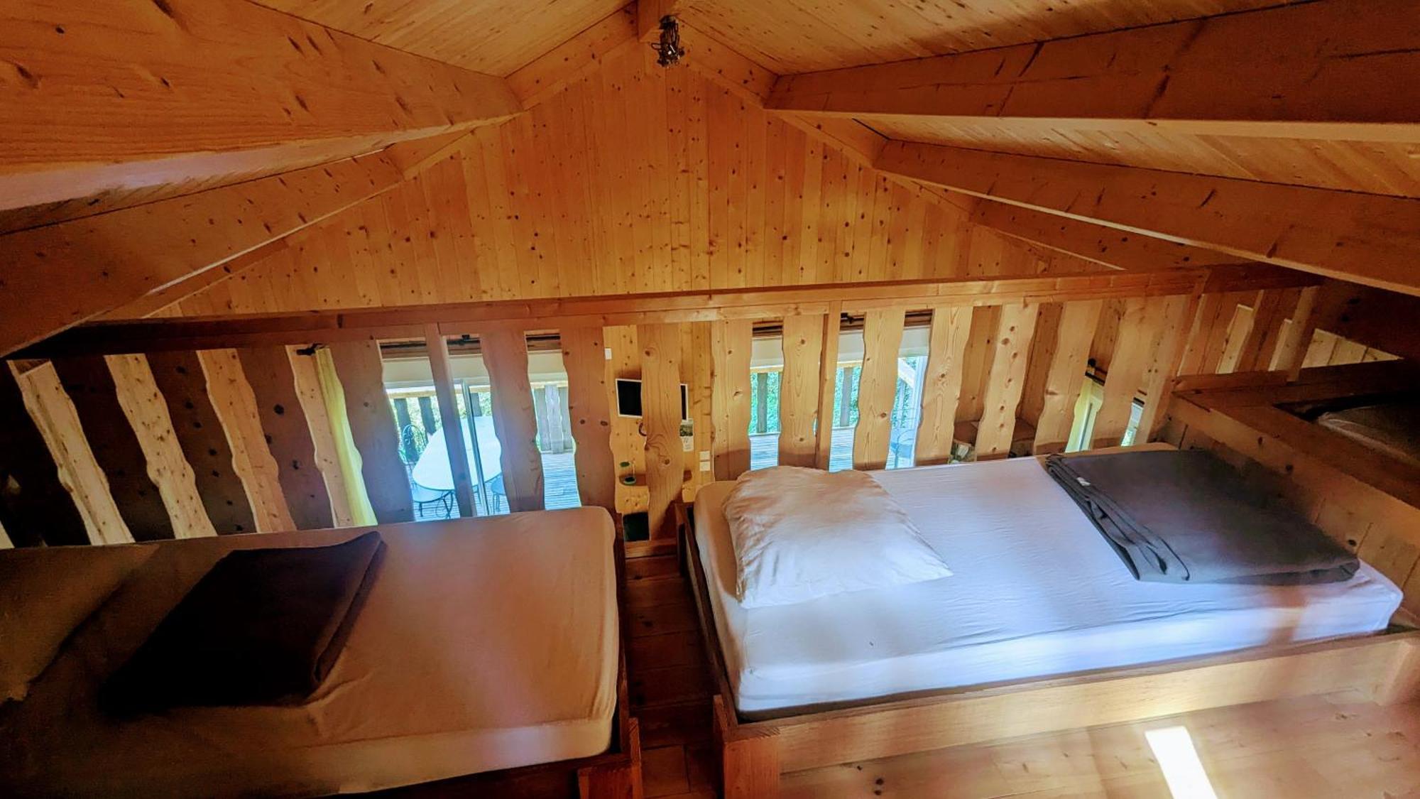 Cabanes Et Lodges Du Belvedere Serrieres-sur-Ain Экстерьер фото