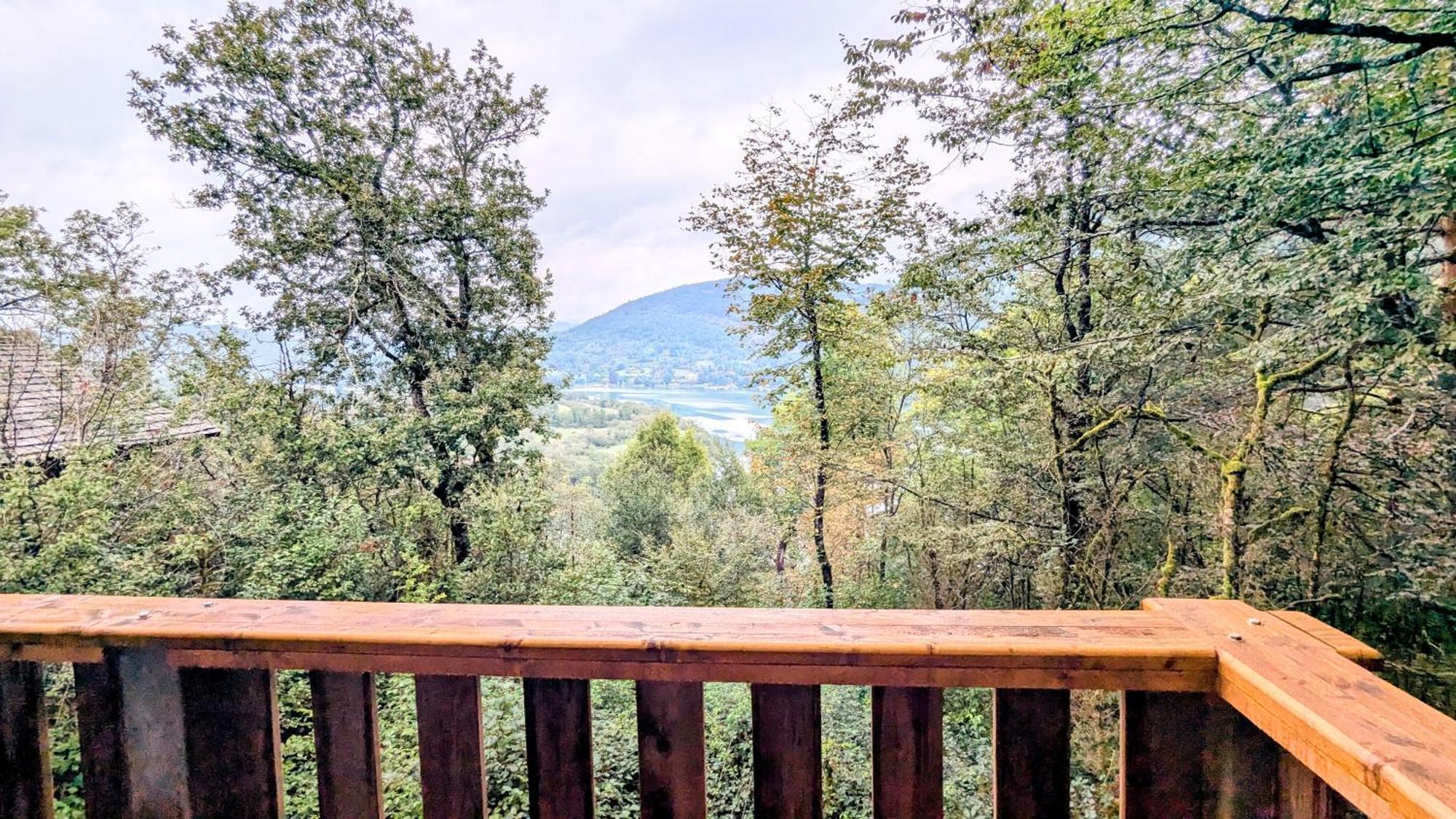Cabanes Et Lodges Du Belvedere Serrieres-sur-Ain Экстерьер фото