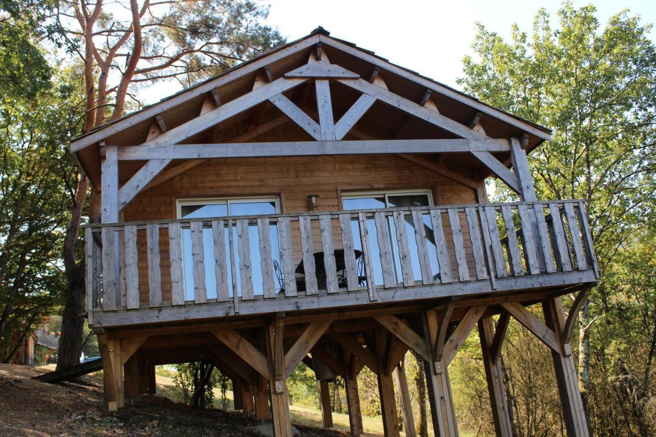 Cabanes Et Lodges Du Belvedere Serrieres-sur-Ain Экстерьер фото